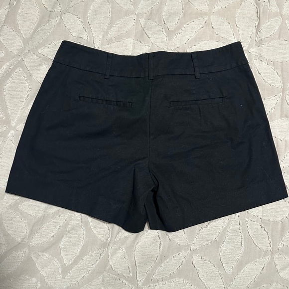 Ann Taylor Factory black dress shorts, size 4 - Picture 2 of 4